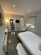 Whitehorse Gated Studio Apartment 2