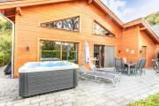 Wellness Lakehouse mit Sauna, Whirlpool in der Natur