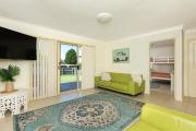 Top Mollymook