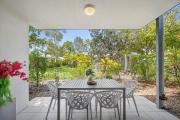 Top Noosaville