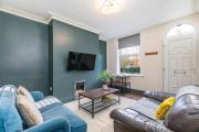 Spacious Two Bed House in Headingley
