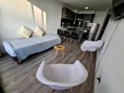 Alojamiento moderno y bien conectado a pasos del Metro y centros urbanos