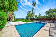 Top Tarzana