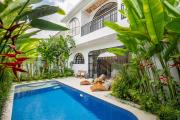 Villa Talitha by DVH Luxe Retreats, 2BR Tropical Pool Villa