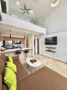 Brand New Loft Few Steps From The Beach