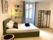 Grand Studio, Parking privé, Cuisine séparée