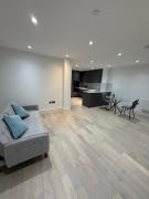 Greenstreet Apartment in London