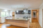 Modern Spacious 4BR Home by a 24Hour Cafe and IGA Ballarat