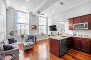 Sleek 1BR with Rooftop Amenities