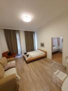Comfortable 2BR Apartment with Netflix near Karlsplatz