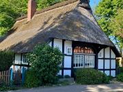 Cottage am See mit Garten und Kamin