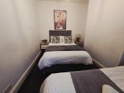 Room 2 Shared house in Kensington