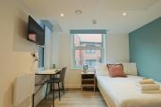 Studio Flat Close to Queen Square - Flat 5A