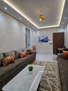 Central Bright Comfortable