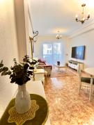 Cozy 2 bedroom apartment near Los Locos Beach