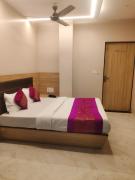 Family Rooms Only By Provide The URO Group - Main Bazar Paharganj