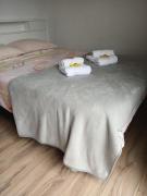 Triplex La plata para 6 personas con cochera y parrila