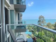 Delmare Beachfront Bangsaray