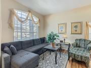 Family retreat w pool, spa & BBQ grill