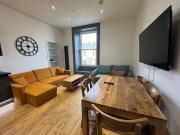 Oxfords Nest - 10 Guests 7 Beds 15 Centre