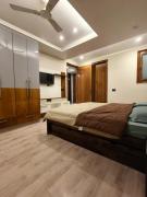 Luxurious 4BHK for Elderly Tourists Medical Tourists and Persons with Enhanced Needs Dwarka Sector 12