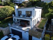 Spacious Seaside Escape - Pool,Fireplace,Great view