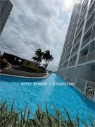 Kitty Breeze Staycation