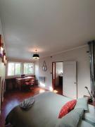 Bright & Spacious Valpo Home