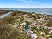 Hamptons by the Bay - Belle Escapes Jervis Bay