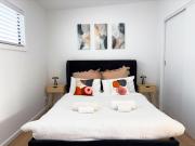 Cozy Tiny Home Near Hobart and Tasmanias East Coast