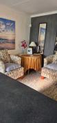 At Lilac Cottage, Jeffreys Bay, Cozy Stay for Two