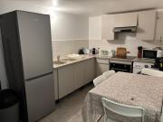 Appart 4 chambres, 3 SDB, avec parking privé