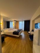 Orbi City Apartment with sea view