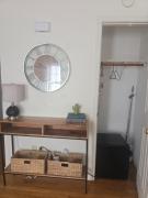 Cozy Private Suite Near Train to NYC