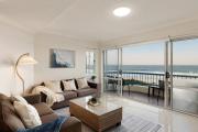 Luxury Beachfront 2BR Pool, Spa, Parking and Views