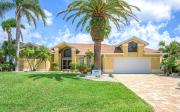 Bonita Breeze - Breathtaking Waterfront Views