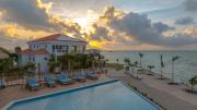 Top Ambergris Cay