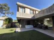 Casa Cami - Casa en Bosque Peralta Ramos Para 6 PAX Con parrilla - Hola Sur