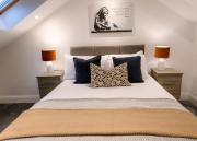 Modern 3-Bedroom Apartment with Garden Near Cardiff City Centre