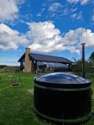 Renovated Holiday Home, Sea View, 50M To Beach