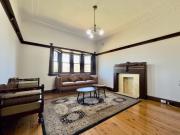 Elegant House 4 Bedrooms Walk Rail