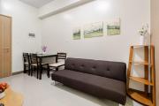 Near SM BF & Shopwise SLEX Accessible 2BR for 4
