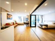 Box Hill Core Hotel Style Double Suite High-End Furniture Double King Bed Super Large Space