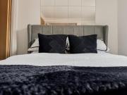 J Quarter 1BR - Free Parking - Suite Four