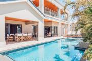 The Iluka Mirage - Sauna - Spa - Heated Pool - Fire pit - 5BR