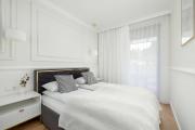 Klimatyzowany Stylowy Apartament Blisko Plaży Taras & Parking by Noclegi Renters Klimatyzowany Stylowy Apartament Blisko Plaży Taras & Parking by Noclegi Renters