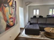 Moradia moderna renovada a 1km do centro da Vila de Melgaço