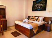 EV Hotel Kandy