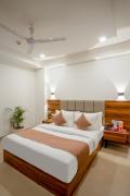 Hotel Travana Stay at Pitampura