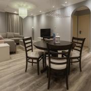 Stylish 3BR Smart TV & Wi-Fi